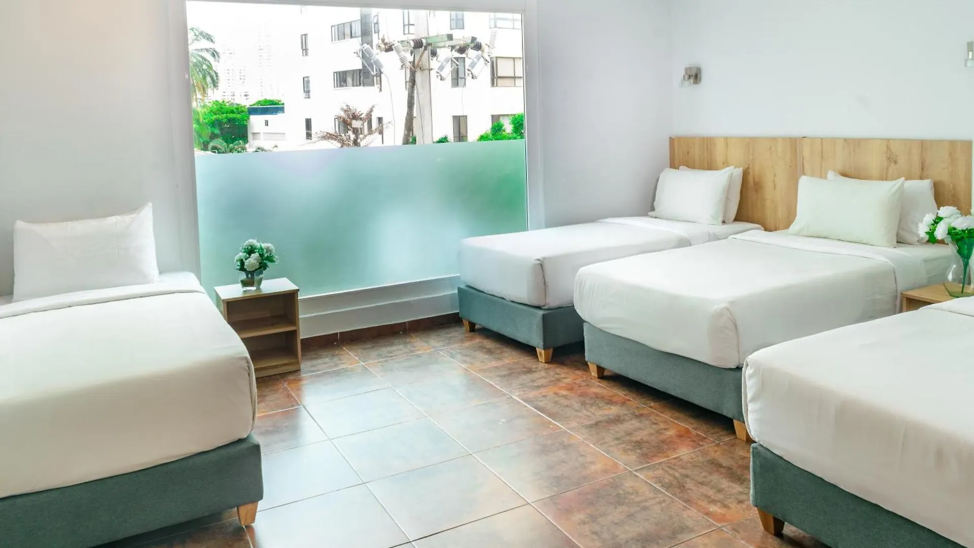 Hotel Caribbean Cartagena 3*,